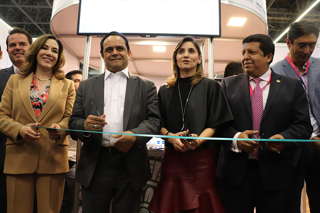 Inauguran Pabellón de la Transparencia en la Feria Internacional del Libro de Guadalajara 2019, espacio de encuentro de toda la familia respecto a derechos a información y protección de datos personales