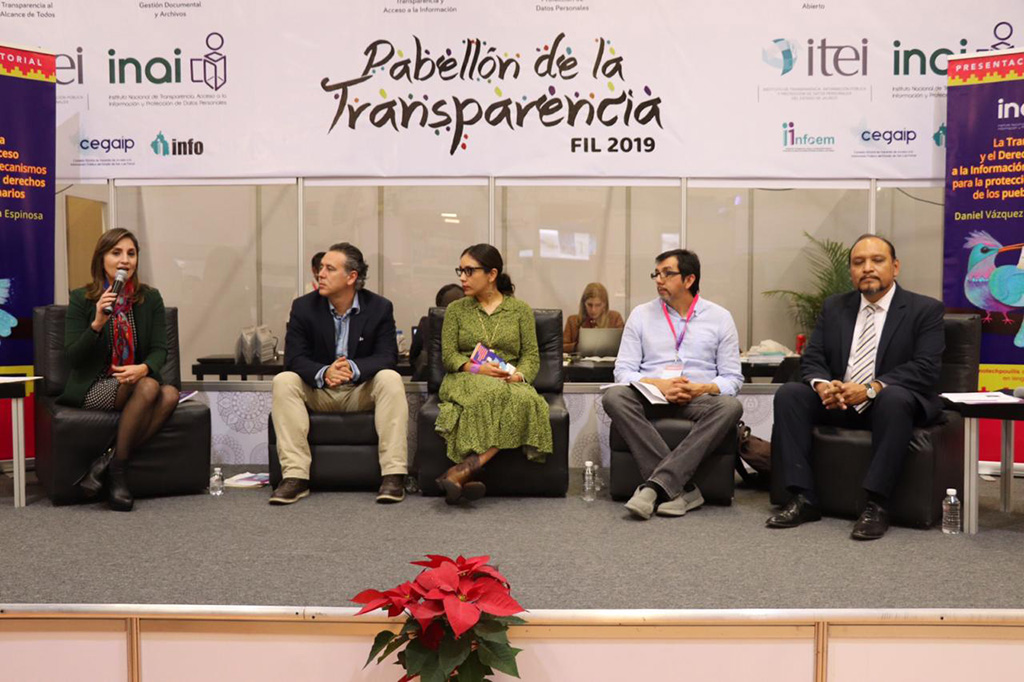 Pabellón de la Transparencia, espacio en el que se discuten temas de actualidad, con perspectiva de género y lugar en el que se rindió sentido homenaje al Padre 