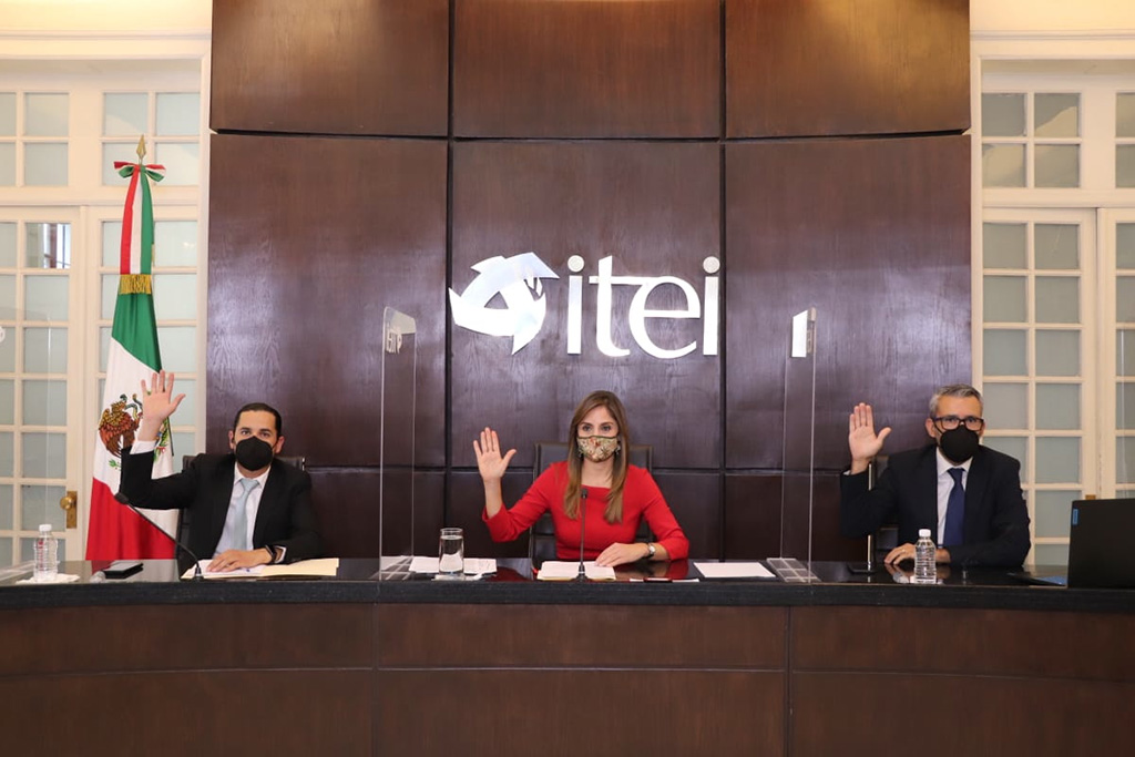 Pleno ordena la entrega de información a distintos sujetos obligados, entre ellos al Consejo Consultivo del ITEI